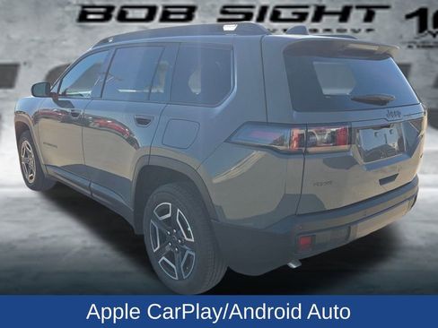 New 2026 Jeep Cherokee Laredo image 4