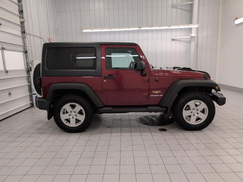 Used 2012 Jeep Wrangler Sahara w/ Dual Top Group AWD/4WD image 10