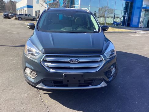 Used 2019 Ford Escape Titanium image 4