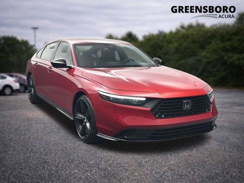 Used 2023 Honda Accord Sport image 1