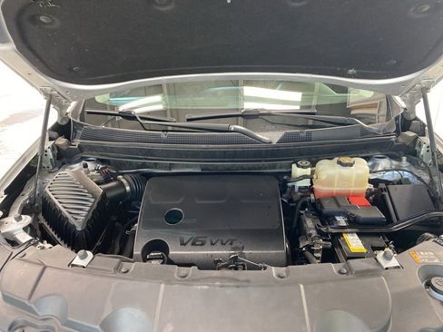 Used 2018 Chevrolet Traverse LT FWD image 45