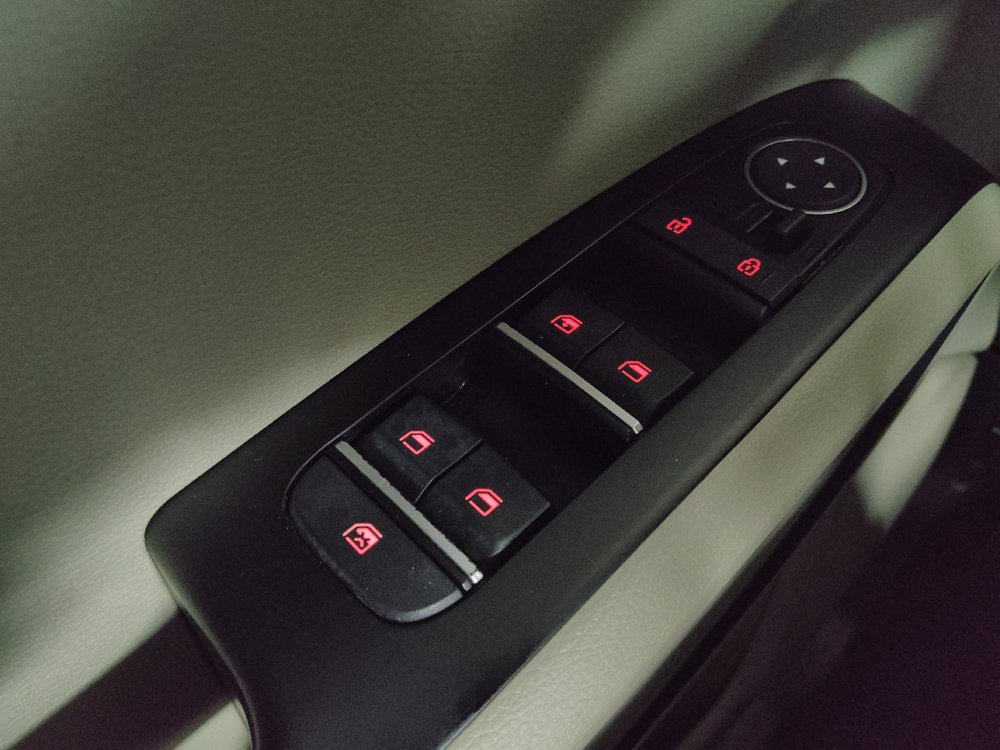 Used 2020 Kia Soul EX FWD image 27