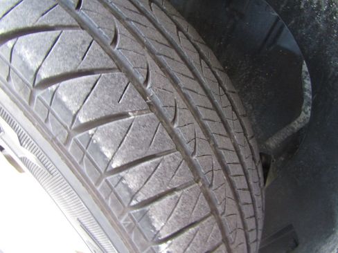 Used 2012 GMC Terrain SLT image 27