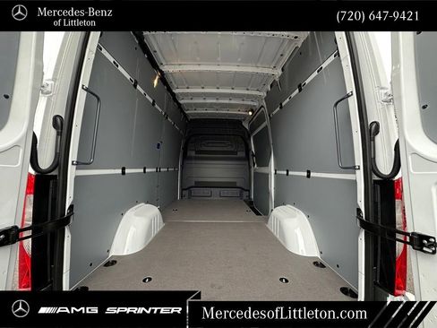 New 2025 Mercedes-Benz Sprinter 2500 image 22