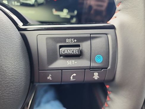 New 2026 Nissan Kicks SR w/ SR Premium Package image 18