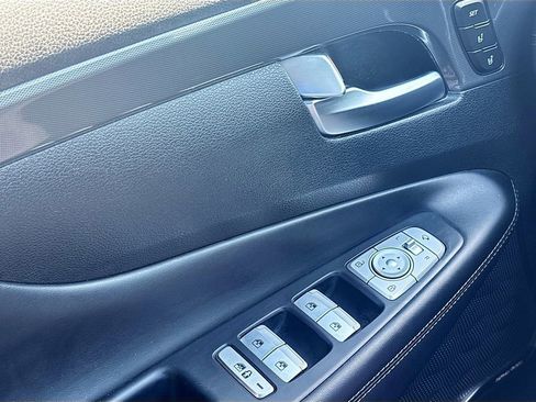 Used 2023 Hyundai Santa Fe Calligraphy image 18