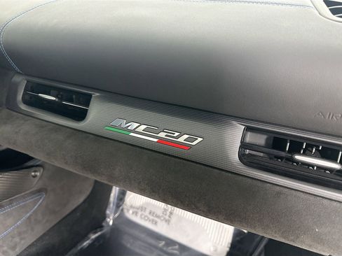 Used 2023 Maserati MC20 Spyder RWD image 60