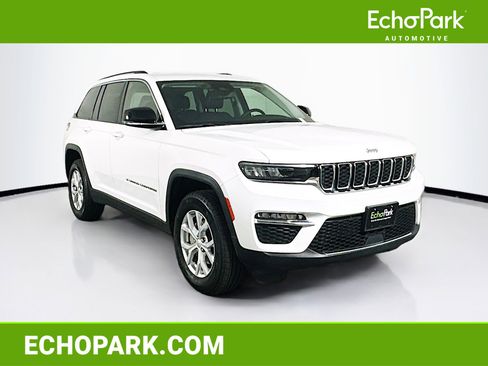 Used 2023 Jeep Grand Cherokee Limited image 1