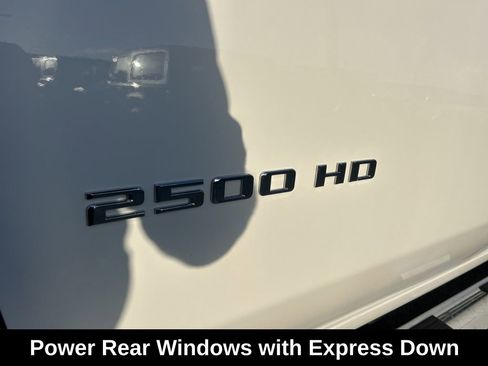 Used 2025 Chevrolet Silverado 2500 LT w/ Convenience Package image 19