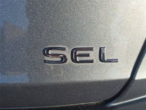 Used 2024 Volkswagen Jetta SEL FWD image 25