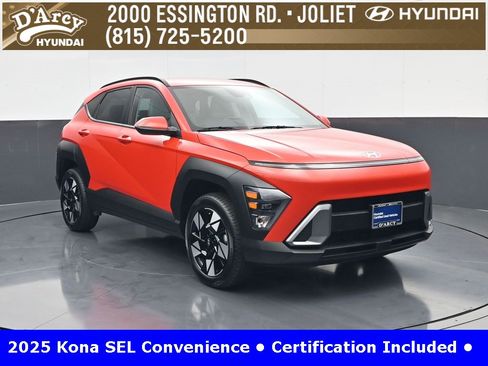 Certified 2025 Hyundai Kona SEL image 3