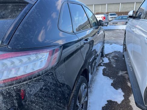 Used 2018 Ford Edge Sport w/ Equipment Group 401A image 17