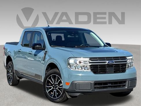 Used 2022 Ford Maverick Lariat w/ Lariat Luxury Package FWD image 1