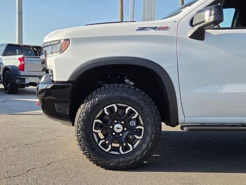 New 2026 Chevrolet Silverado 1500 ZR2 AWD/4WD image 5