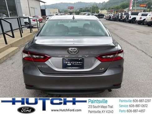 Used 2022 Toyota Camry LE FWD image 4