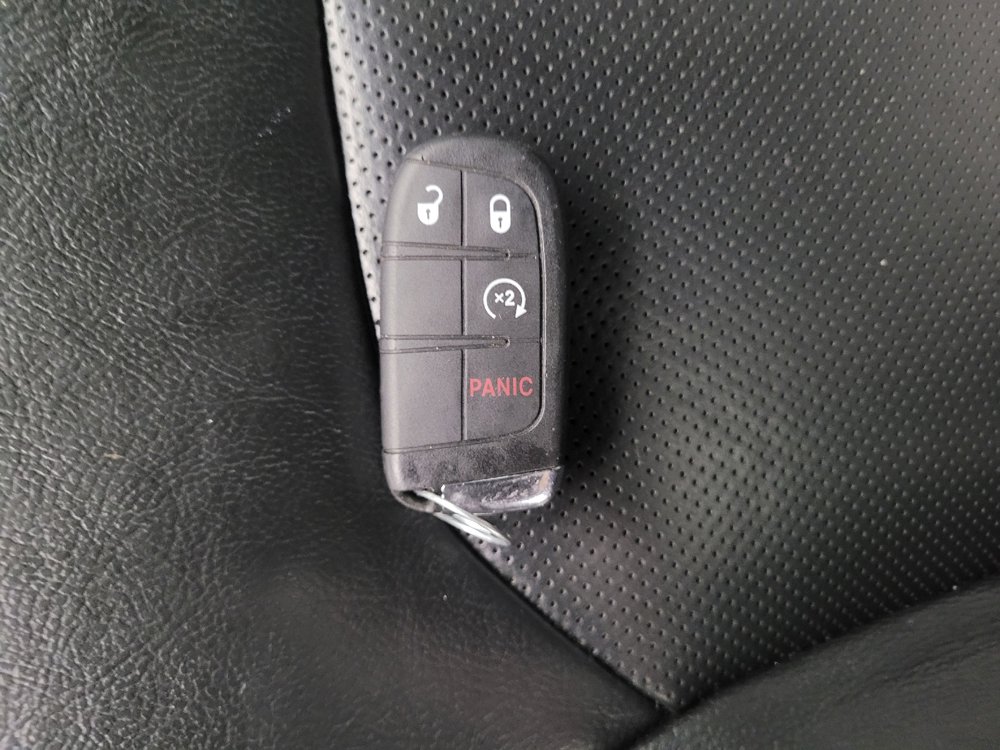 Used 2019 Jeep Compass Limited AWD/4WD image 32