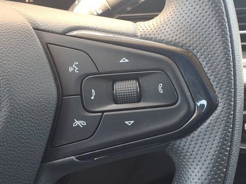 Used 2026 Chevrolet Trax LT FWD image 20