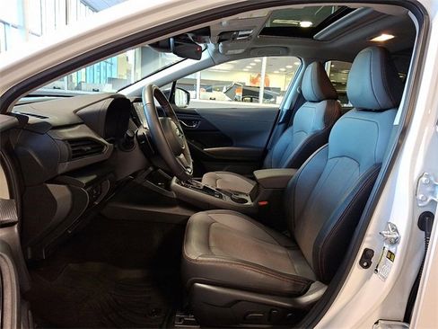 Used 2025 Subaru Crosstrek 2.5i Limited w/ Popular Package #4A image 12