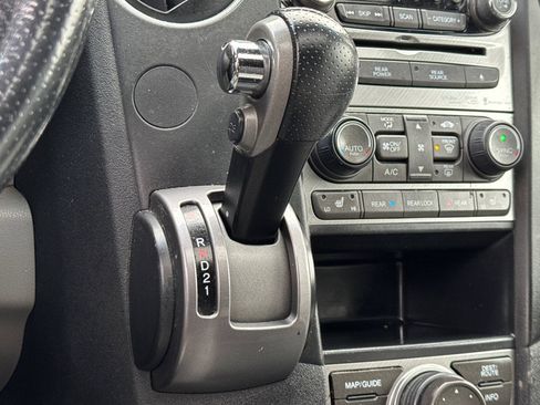 Used 2015 Honda Pilot Touring image 17