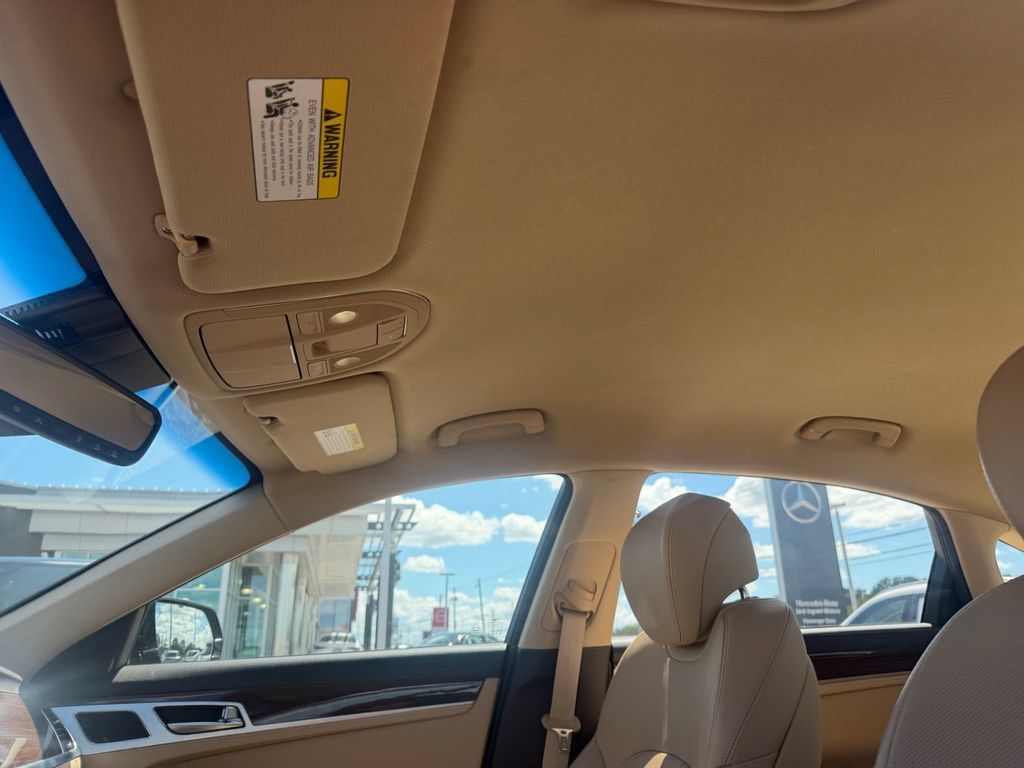 Used 2020 Genesis G80 3.8 RWD image 17