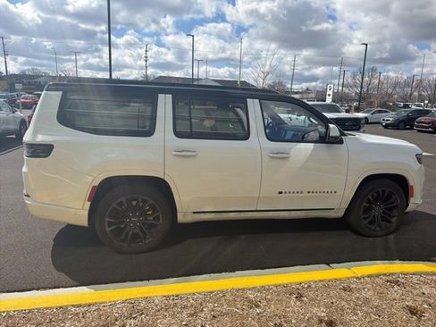 Used 2022 Jeep Grand Wagoneer Series II w/ Quick Order Packagew 28T image 12