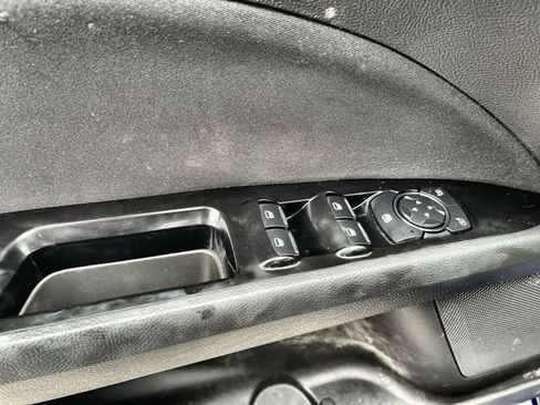 Used 2016 Ford Fusion SE w/ Equipment Group 201A FWD image 16