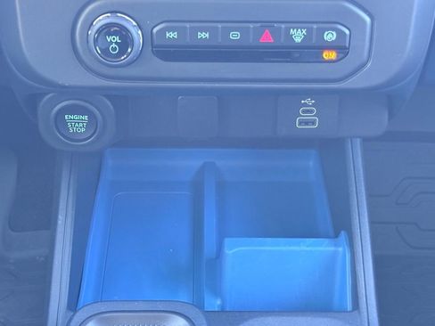 Used 2025 Ford Maverick XLT w/ XLT Luxury Package image 18