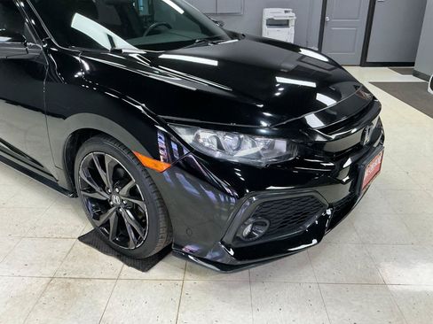 Used 2018 Honda Civic Sport image 27