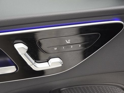 Used 2022 Mercedes-Benz C 300 Sedan image 17