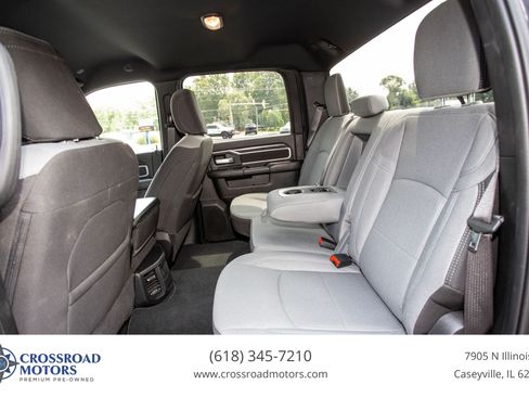 Used 2024 RAM 2500 Big Horn AWD/4WD image 25
