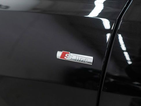 Used 2023 Audi Q8 Premium Plus w/ Premium Plus Package image 50