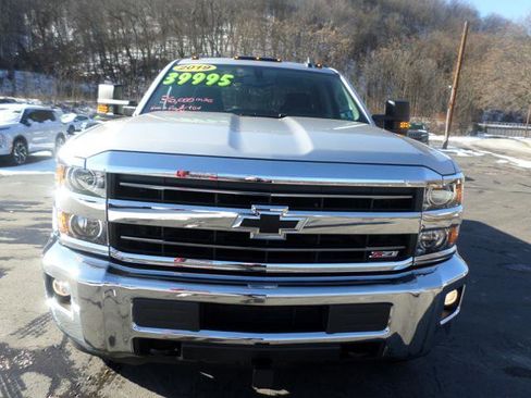 Used 2019 Chevrolet Silverado 2500 LT w/ All Star Edition image 4