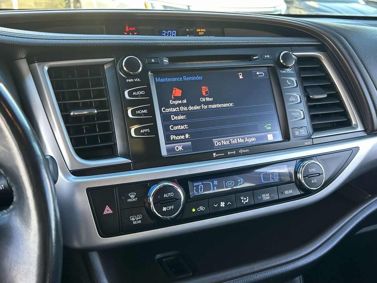 Used 2018 Toyota Highlander XLE FWD image 23