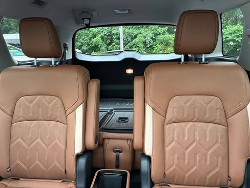 New 2026 Nissan Pathfinder Platinum AWD/4WD image 24