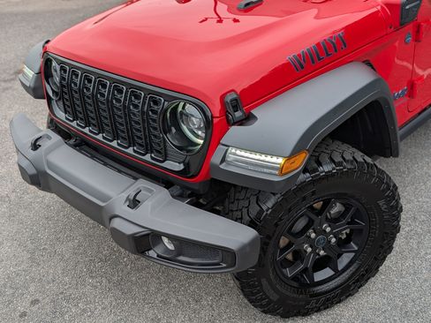 Used 2025 Jeep Wrangler Unlimited Sport S 4xe AWD/4WD image 13