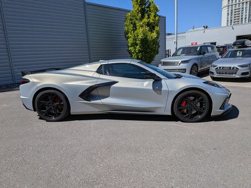 Used 2023 Chevrolet Corvette Stingray Preferred Conv w/ Z51 Performance Package RWD image 4