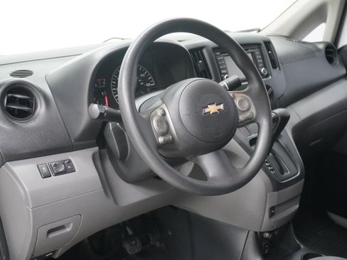 Used 2017 Chevrolet City Express LT w/ Technology Package FWD image 10