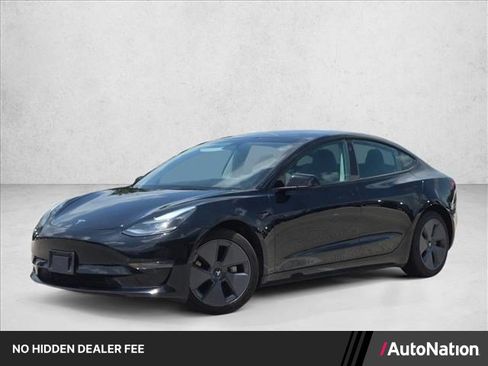 Used 2023 Tesla Model 3 Standard Range RWD image 1