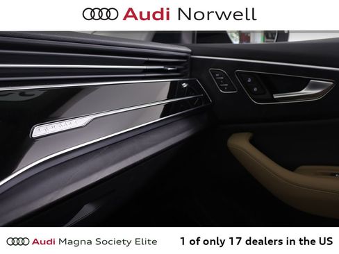 Certified 2025 Audi Q8 Prestige AWD/4WD image 7