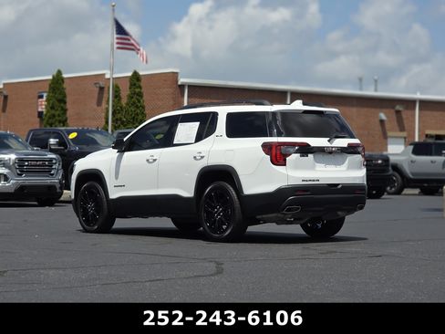 Used 2023 GMC Acadia SLE w/ Driver Convenience Package FWD image 5
