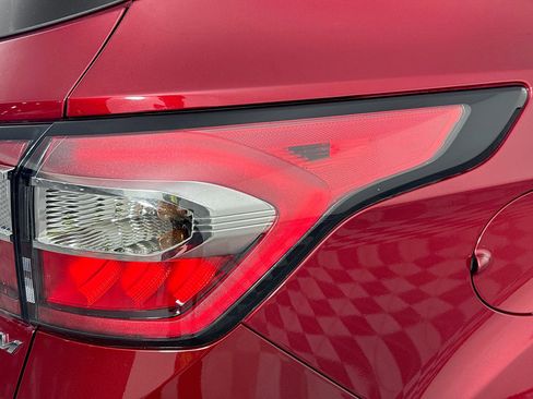 Used 2017 Ford Escape Titanium image 33