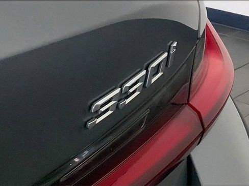 Certified 2023 BMW 330i Sedan w/ Convenience Package image 8