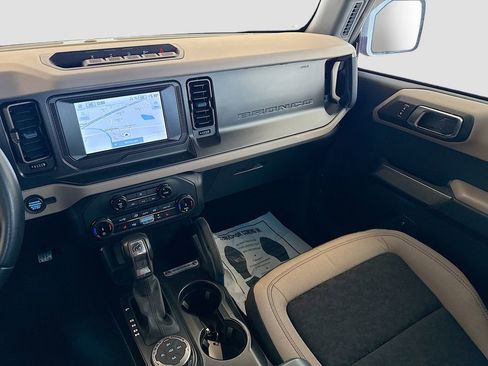 Used 2022 Ford Bronco Wildtrak image 26