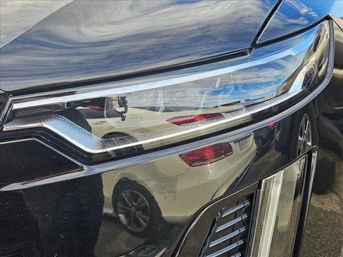 Used 2020 Cadillac XT6 Premium Luxury w/ Platinum Package image 6