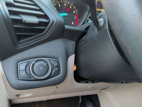 Used 2018 Ford Escape SE w/ SE Sync 3 Package image 24