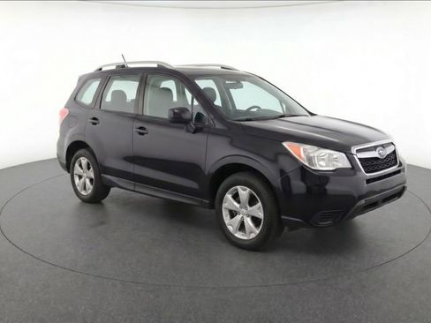 Used 2015 Subaru Forester 2.5i w/ Alloy Wheel Package AWD/4WD image 2
