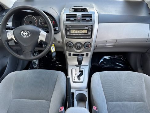 Used 2012 Toyota Corolla LE image 14