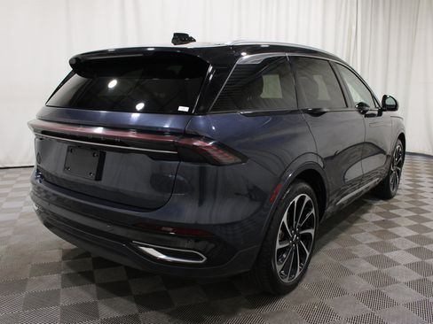 Used 2024 Lincoln Nautilus Black Label AWD/4WD image 35