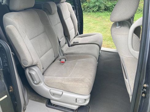 Used 2016 Honda Odyssey SE image 6