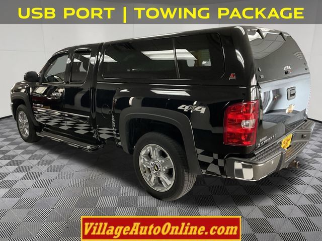 Used 2013 Chevrolet Silverado 1500 LT AWD/4WD image 2